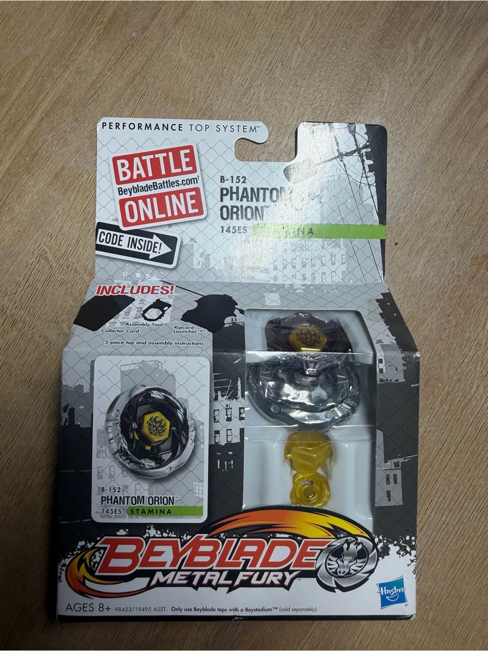 Hasbro Beyblade Metal Fury B-152 Phantom Orion 145ES Stamina 2012 w/ Packaging